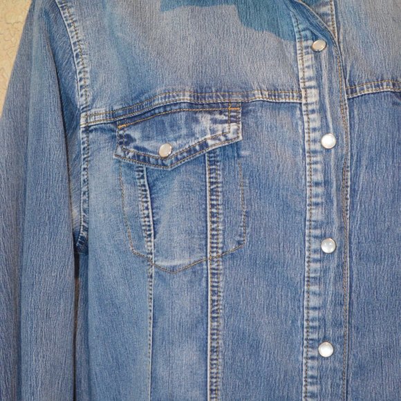 Sz M Chiqle Western Denim Shirt Dress with  Pearl Snaps - Picture 7 of 16